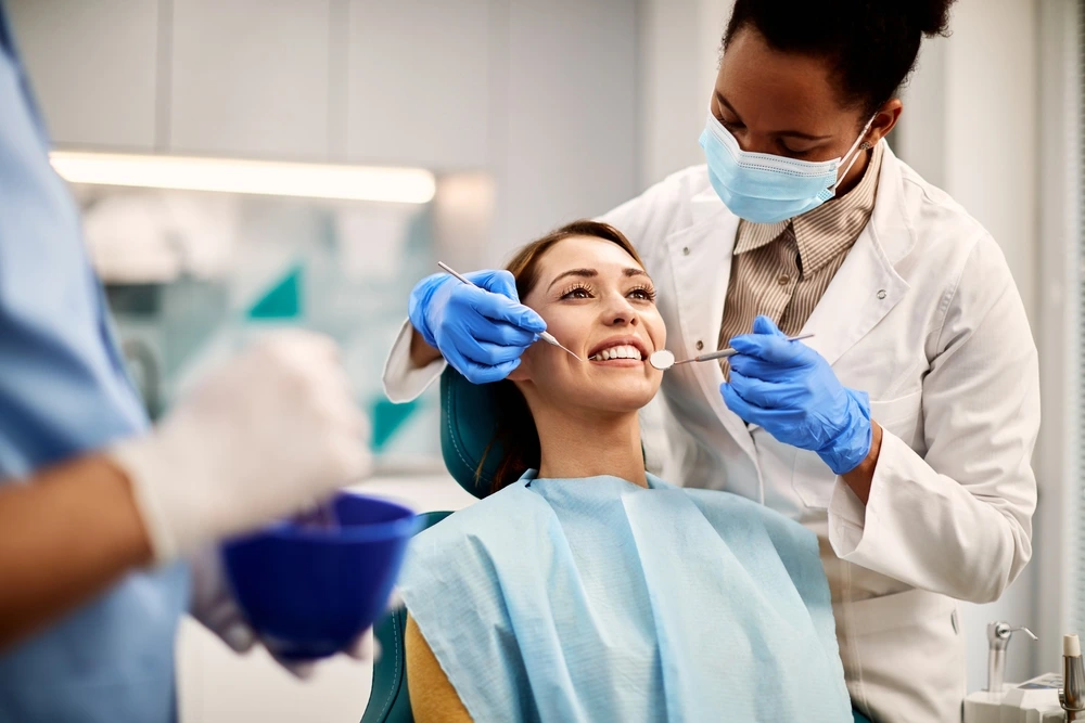 Which Option Is More Effective for Whiter Teeth: Laser Whitening or Trays Halifax?