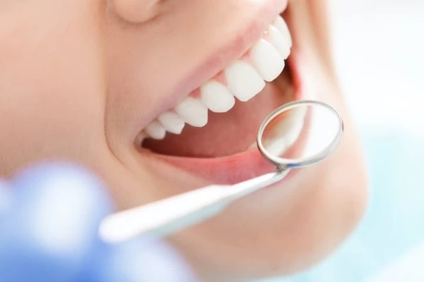 How Do You Choose the Right Cosmetic Dentist Halifax?